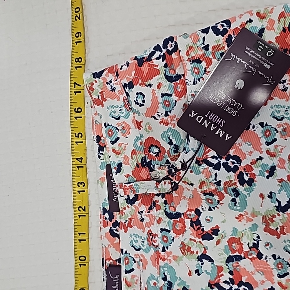 Gloria Vanderbilt Amanda Short Floral Print Jean Shorts Size 16 NWT - Picture 8 of 11
